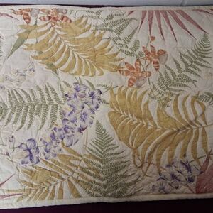 Liz Caliborne Floral Quilted Standard Size Pillow Sham
